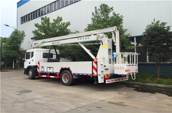 58088303ec82e.jpg