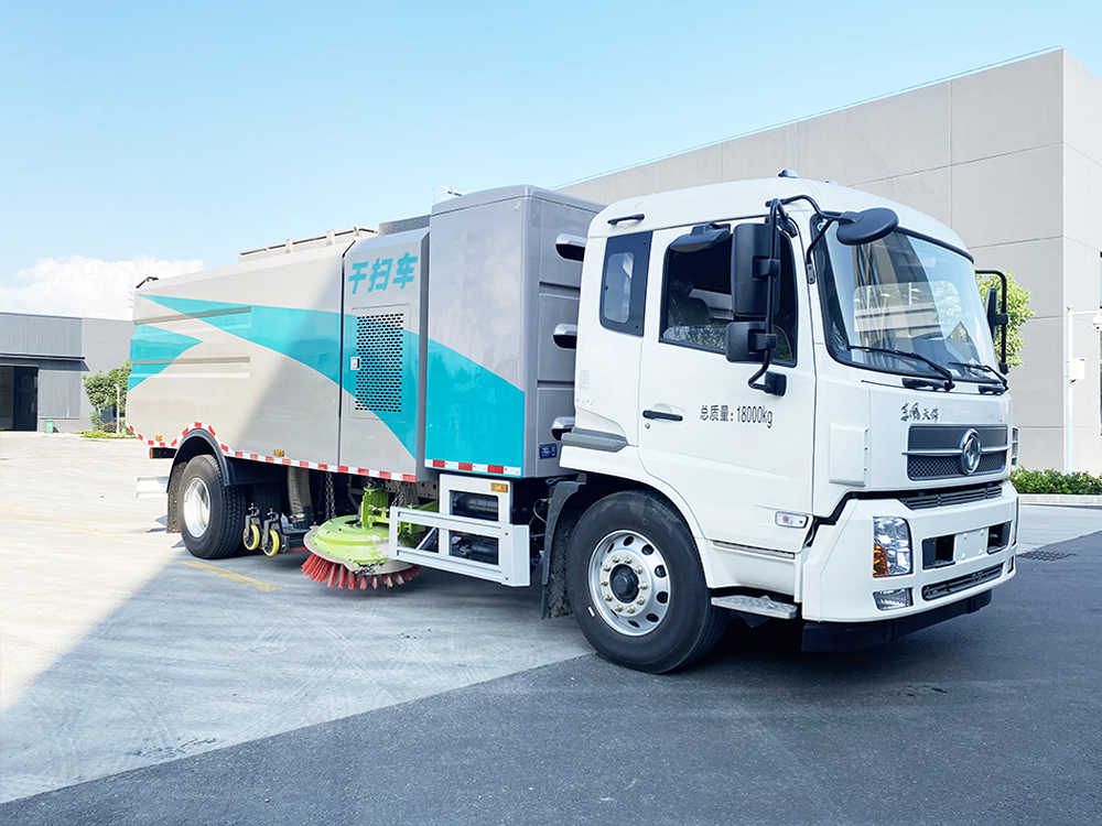 东风天锦纯电动干扫吸尘车