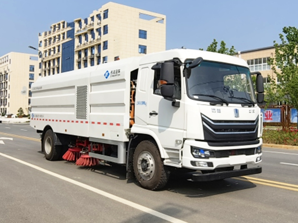 18吨纯电动扫路车