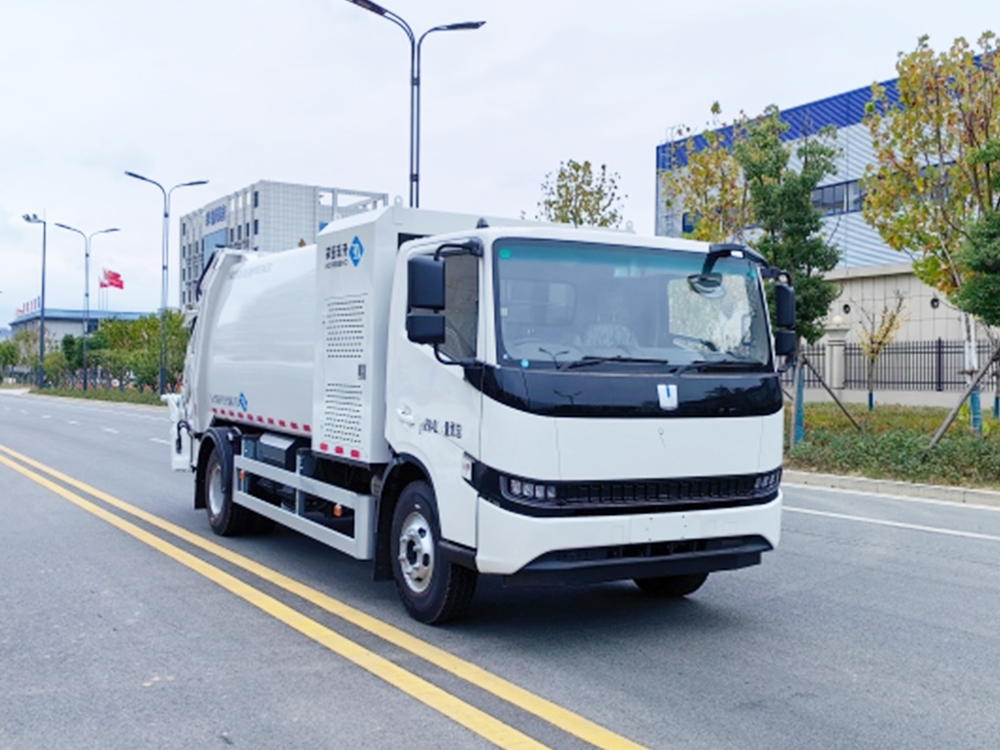 10.5吨纯电动压缩式垃圾车