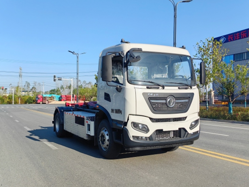 18吨纯电动钩臂垃圾车