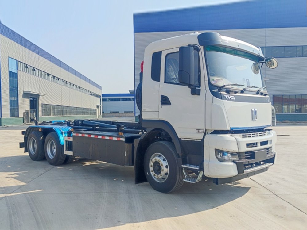 25吨纯电动钩臂垃圾车