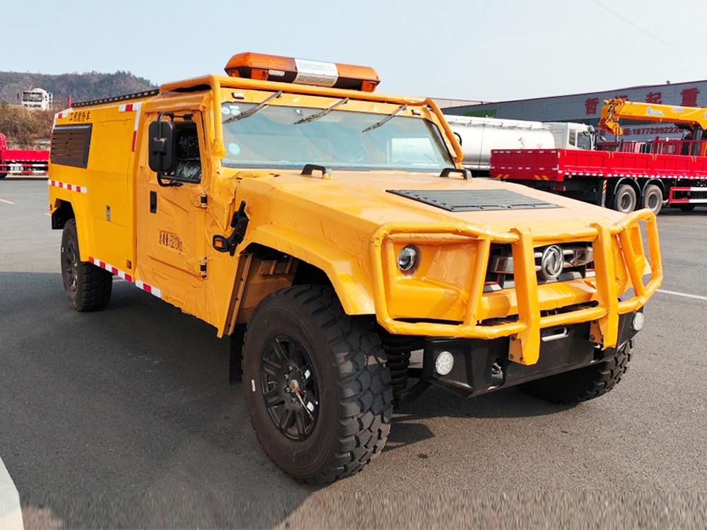 东风猛士四驱救险车